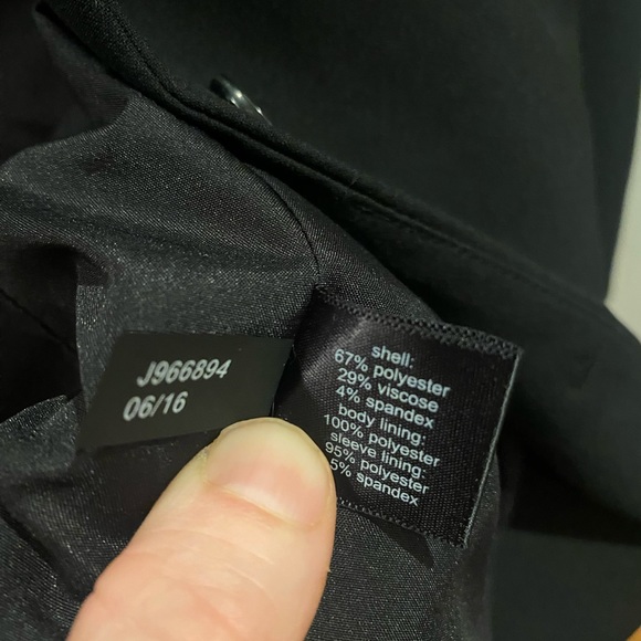 The Limited black collection two button blazer, size 00 - Picture 5 of 7